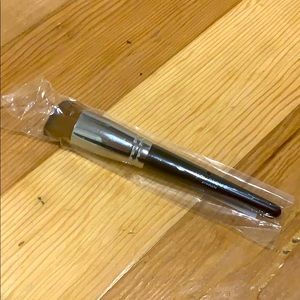 Younique Foundation brush